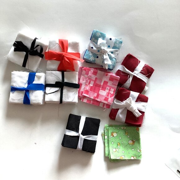 A Bundle of 2.5 Inch Squares Mini Charm Squares Packs Sewing Quilting Crafts - Picture 1 of 4
